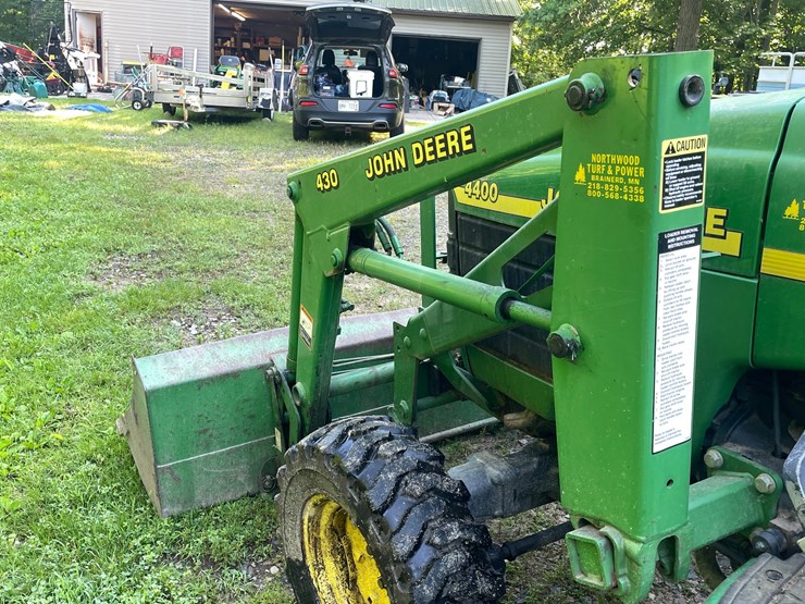 john-deere-4400-image-11