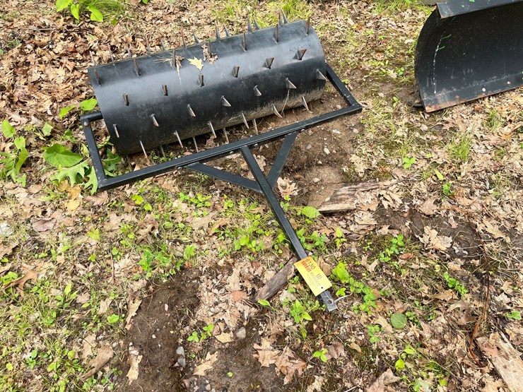 #6130-•-yard-aerator-image-1