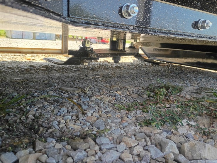#l66-022-•-agt-brushcutter-excavator-attachment-image-9