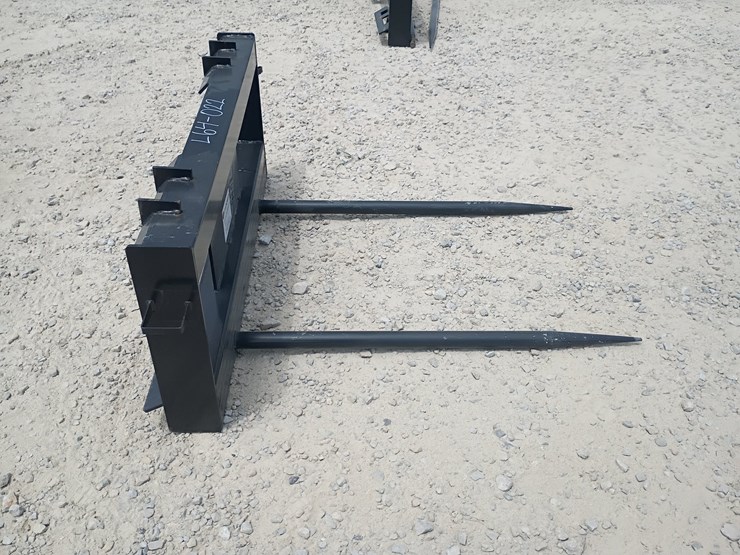 #l64-022-•-jct-bale-spear-skid-steer-attachment-image-4