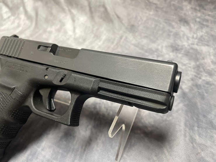 #10861-•-glock-21-gen-4,-45-acp-semi-auto-pistol,-sn:-agcz459-image-7