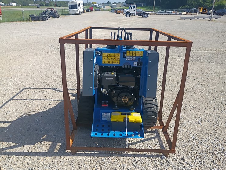 #l66-010-•-2026-agt-mx-mrw14-mini-skid-steer-image-7
