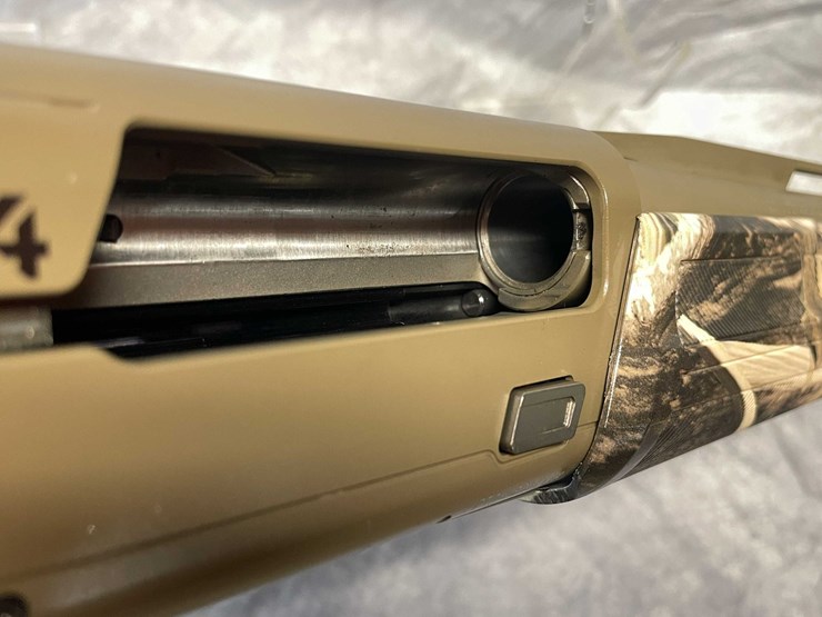 #10650-•-winchester-sx4,-12-ga.-semi-auto-shotgun,-sn:-pt26493yy11k-image-14