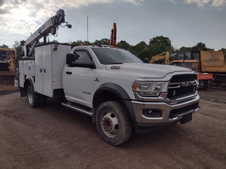 19-ram-5500-service-truck^title^-(qea-4698)-image-42