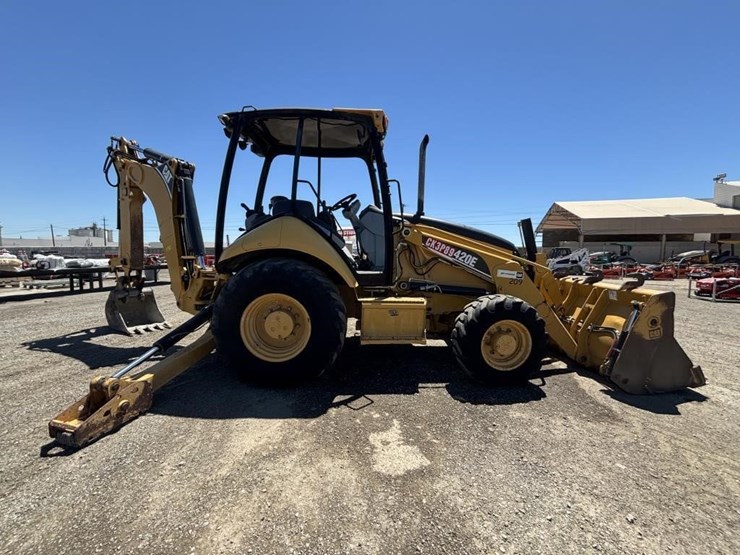 2007-caterpillar-420e-image-7