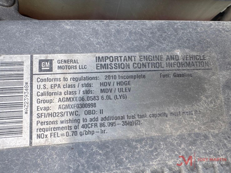 2010-chevrolet-2500-hd-service-truck-image-18