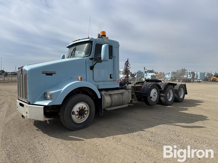 2008-kenworth-t800-image-1