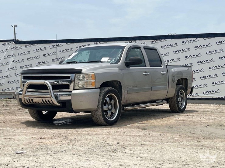 2008-chevrolet-silverado-1500-image-1