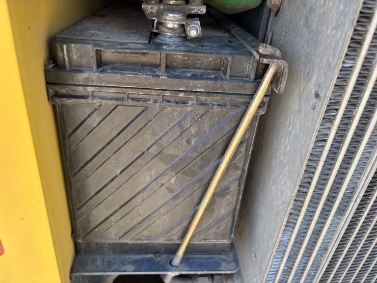 2018-yanmar-s220r-image-41