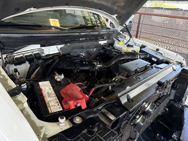 2014-ford-f150-image-16