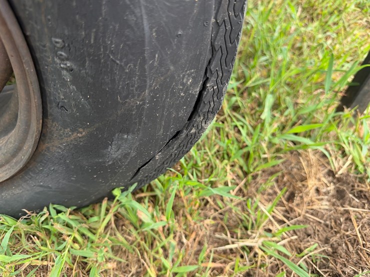 case-ih-4390t-image-6