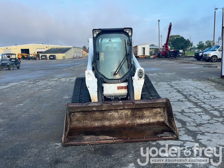2020-bobcat-t870-image-8