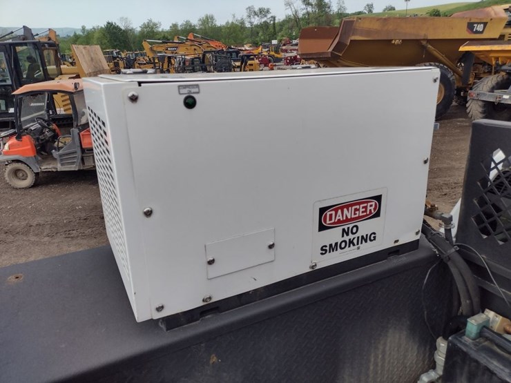 19-ram-5500-service-truck^title^-(qea-4698)-image-34