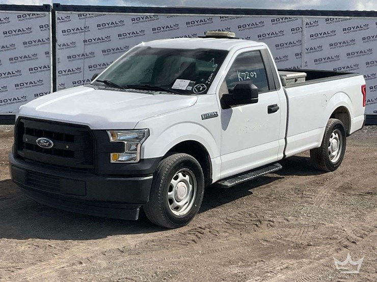 2017-ford-f150-image-1