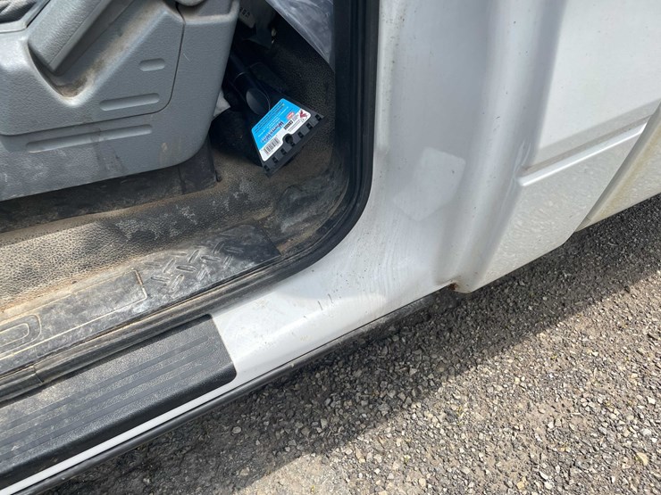 2014-ford-f150-xl-image-58