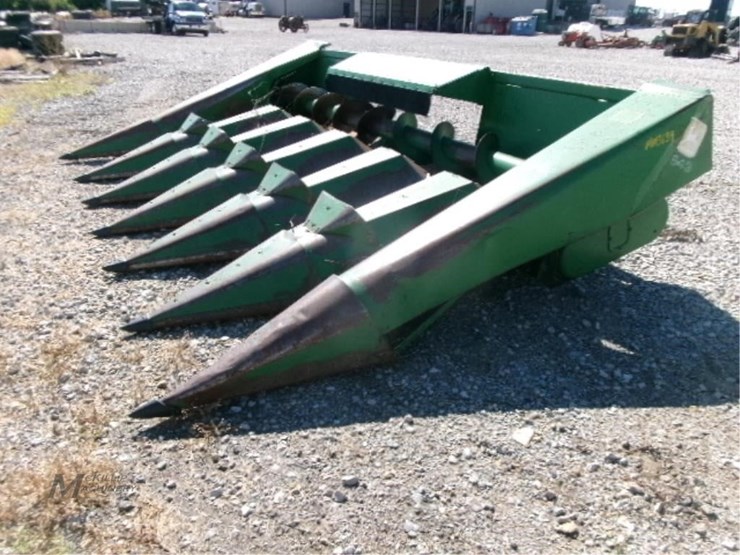 1981-john-deere-643-image-1