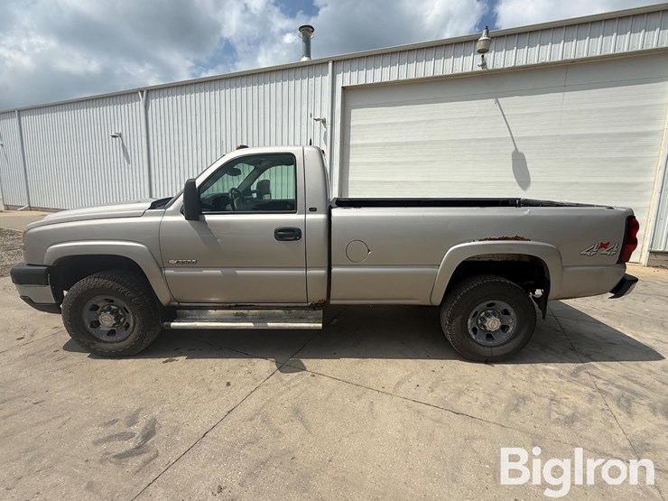 2006-chevrolet-k3500-image-8