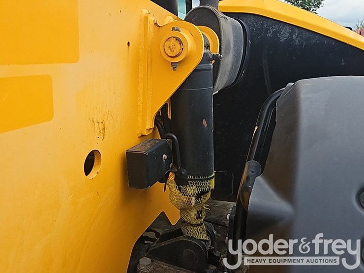 2018-jcb-507-42-image-32