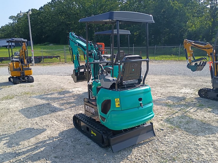 #l62-009-•-2026-cfg-kt13r-mini-excavator-image-2