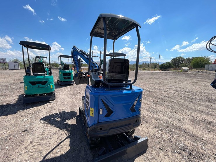 #2450-•-2026-cfg-dm20ym-mini-excavator-image-5