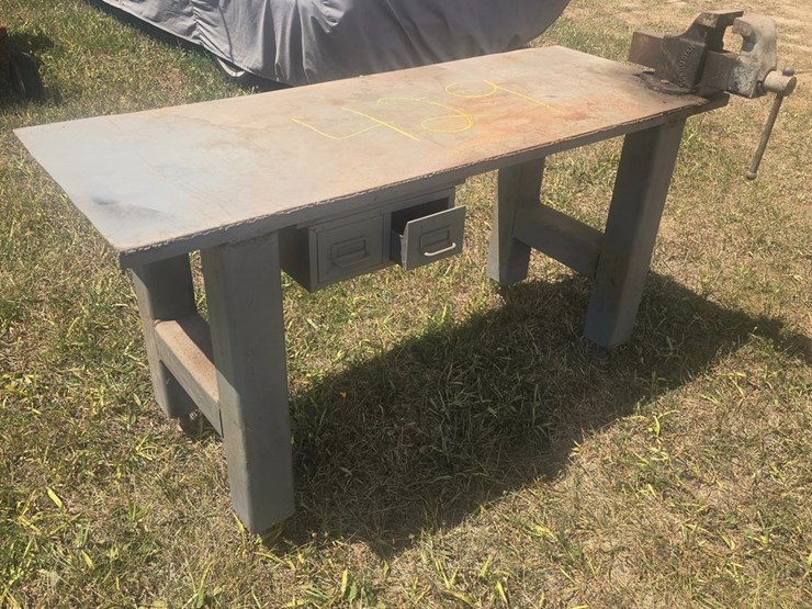 #429-•-work-bench-with-vice-image-1