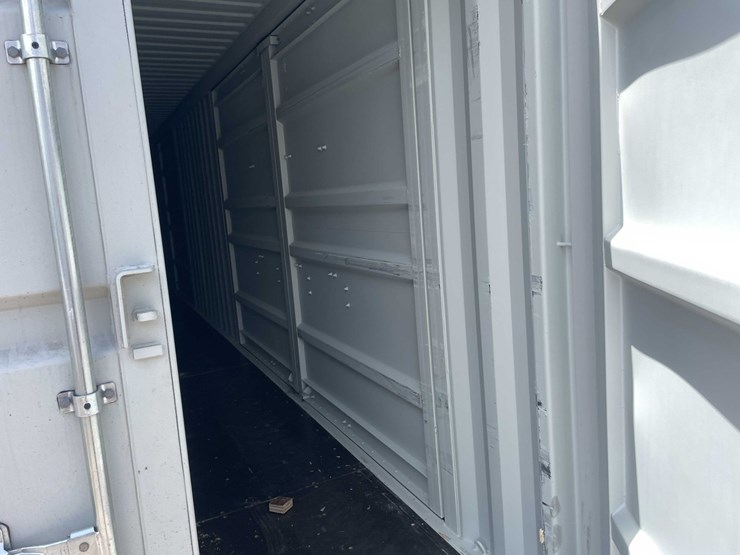 #2353-•-40'-high-shipping-container-image-14