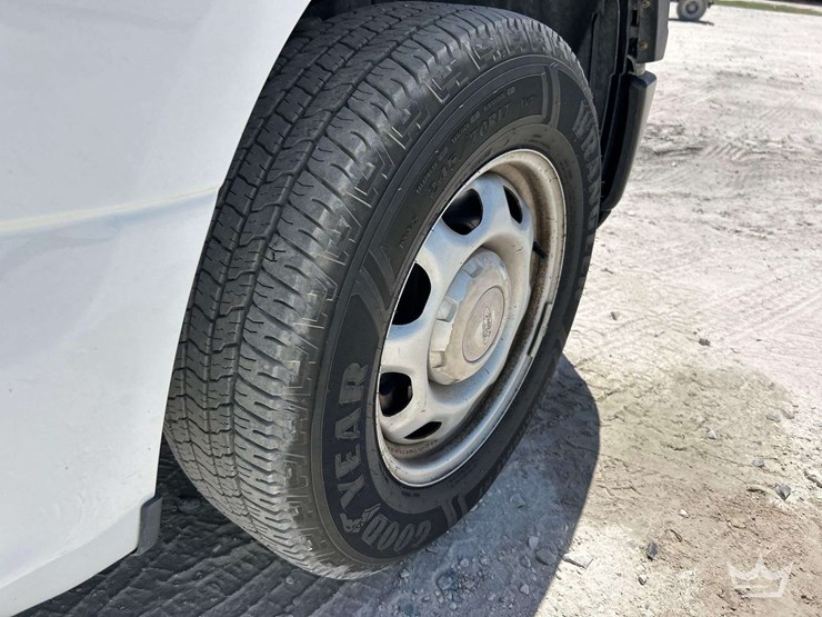 2019-ford-f150-image-24