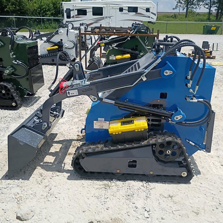 #L63-017 • 2026 ZJG 380 Mini Skid Steer