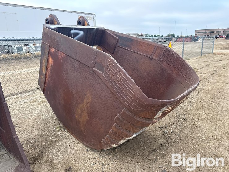 excavator-bucket-image-3