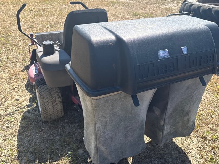 #408-•-toro-zero-turn-lawnmower-with-bagger-image-5
