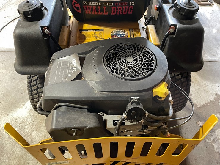 #6177-•-hustler-fastrak-z-zero-turn-lawn-mower-image-7