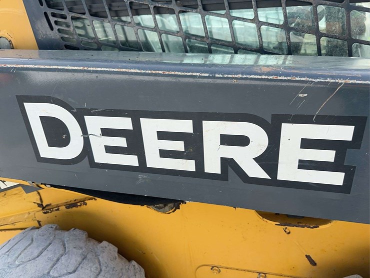 deere-318d-image-16