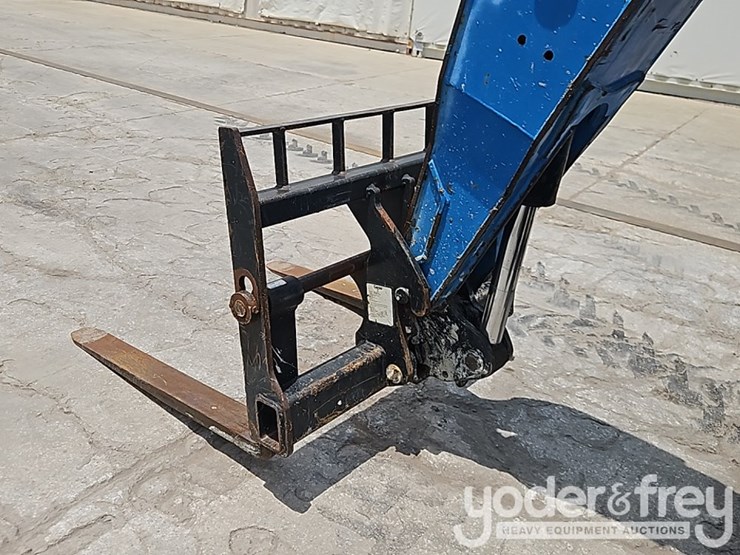 2016-genie-gth844-image-14