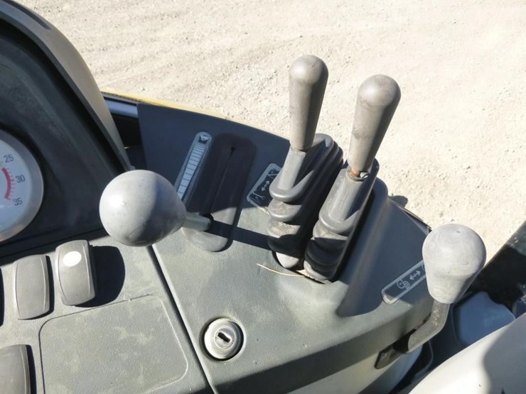 2007-caterpillar-420e-image-42