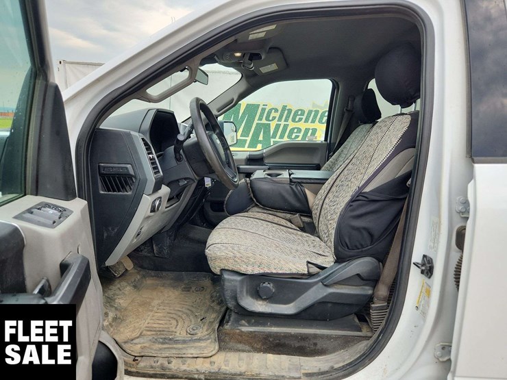 2020-ford-f150-image-12