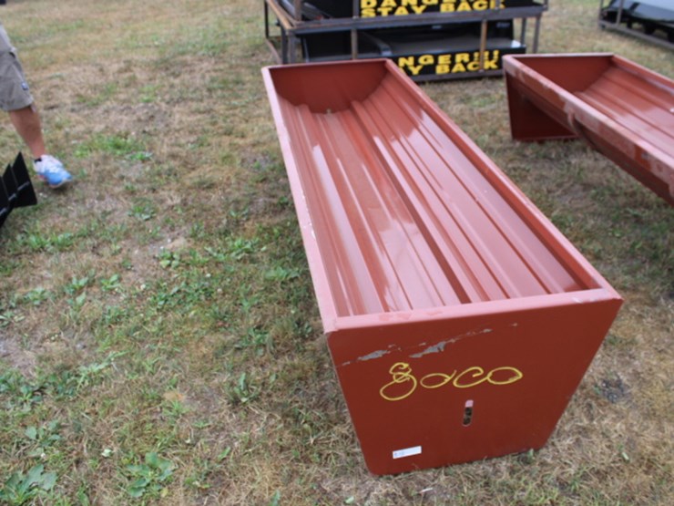 #8000-•-cattle-feeder-image-1