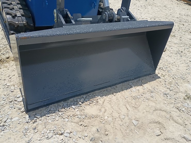 #l63-017-•-2026-zjg-380-mini-skid-steer-image-16
