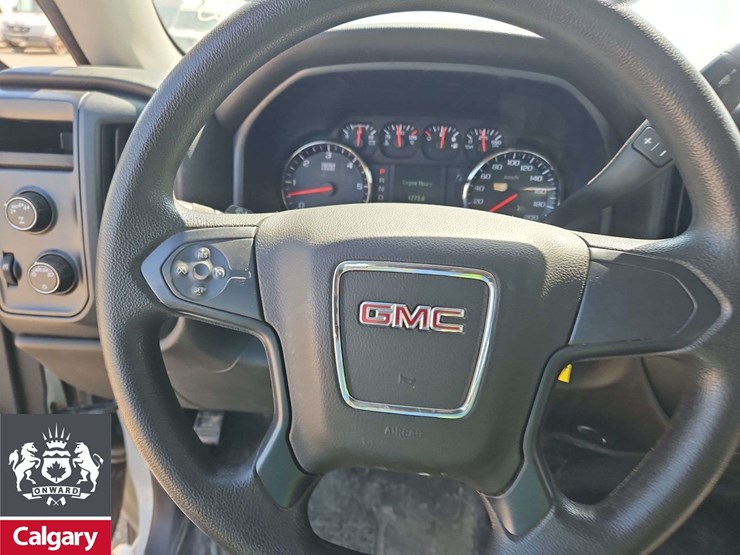 2017-gmc-sierra-1500-image-18