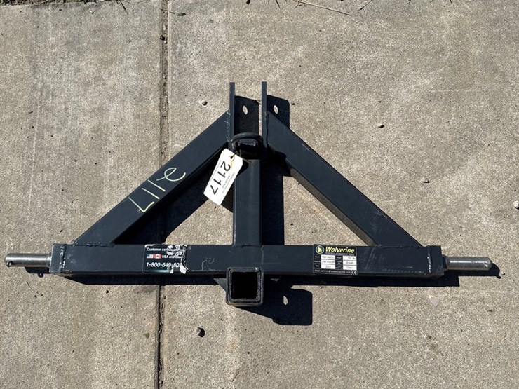 #2117-•-three-point-2-inch-hitch-receiver-image-1
