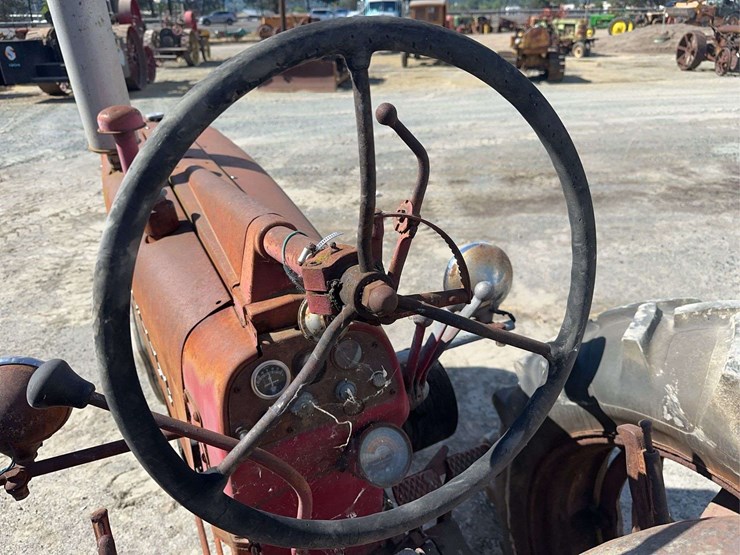 farmall-300-gas-image-31