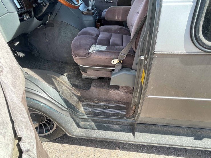 1988-chevrolet-g20-image-30
