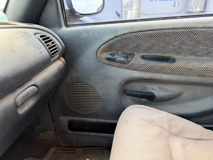 1998-dodge-ram-3500-image-58