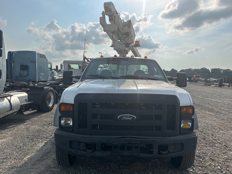 2008-ford-f450-image-16