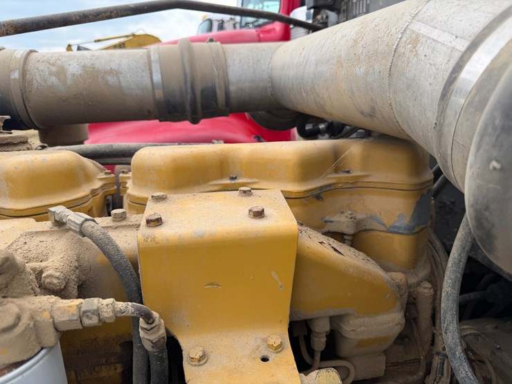 1989-peterbilt-379-image-56