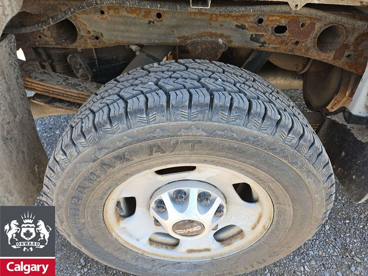 2015-gmc-sierra-2500hd-image-11