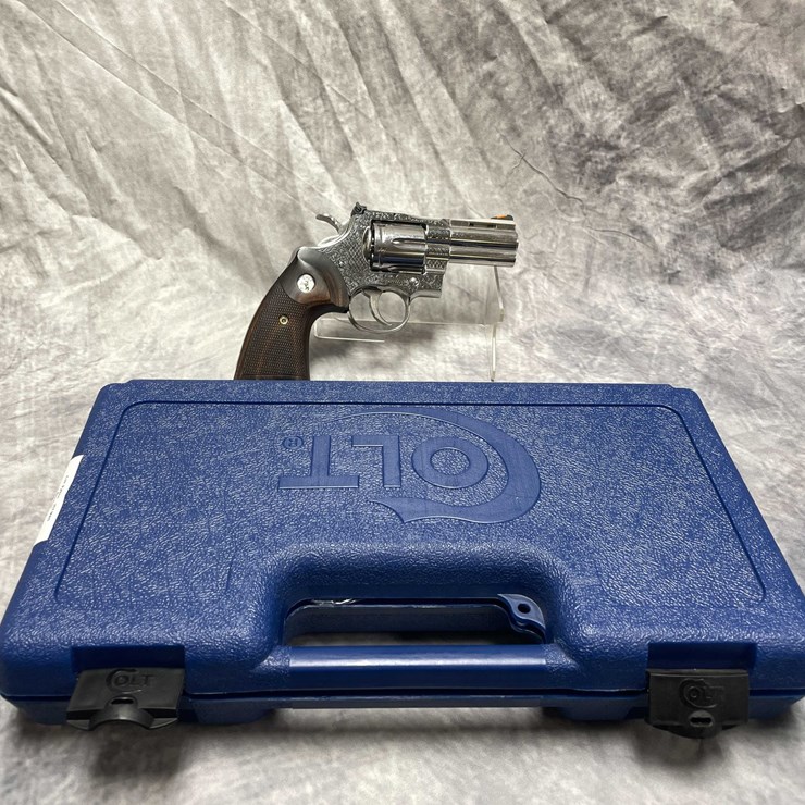 #10849 • Colt Python, 357 Mag Revolver, SN: PY283505