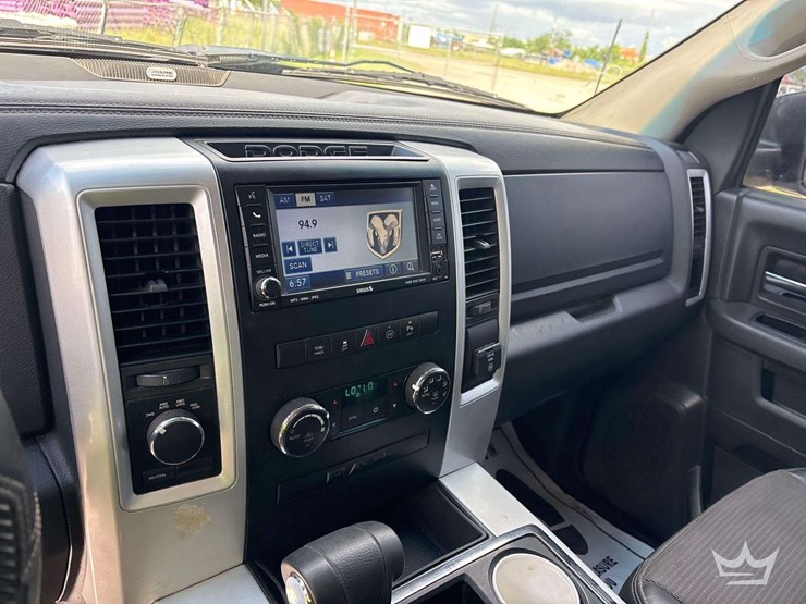 2011-dodge-ram-1500-image-11