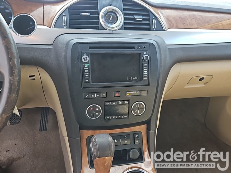 2008-buick-enclave-cxl-image-22