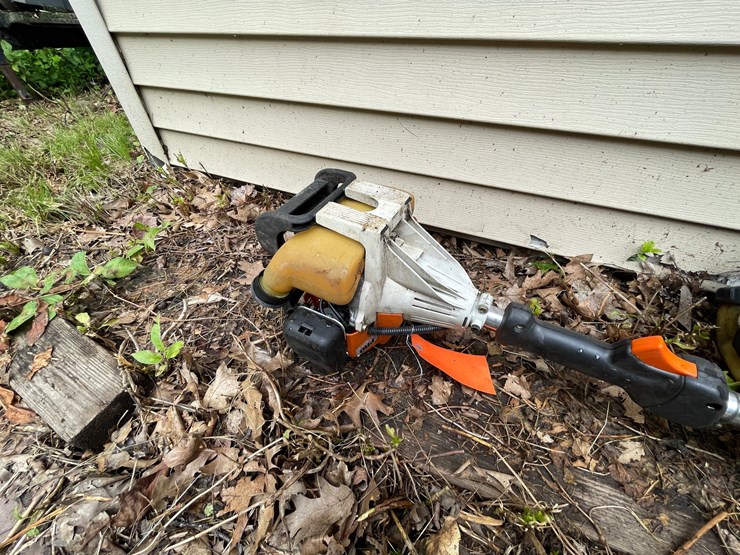 #6155-•-(3)-pole-saws-image-3