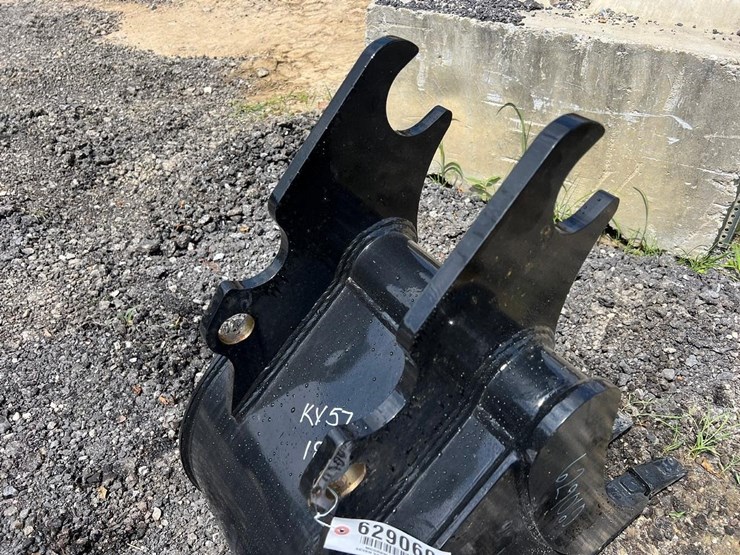 18”-quick-attach-excavator-bucket-for-kx57-image-5